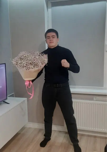 Андрей из Стрежевого, мне 20, познакомлюсь для постоянных отношений