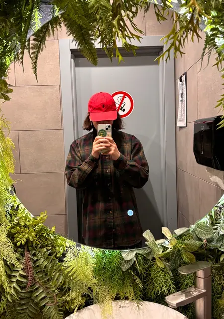 Даниил из Щербинки, ищу на сайте знакомства на одну ночь