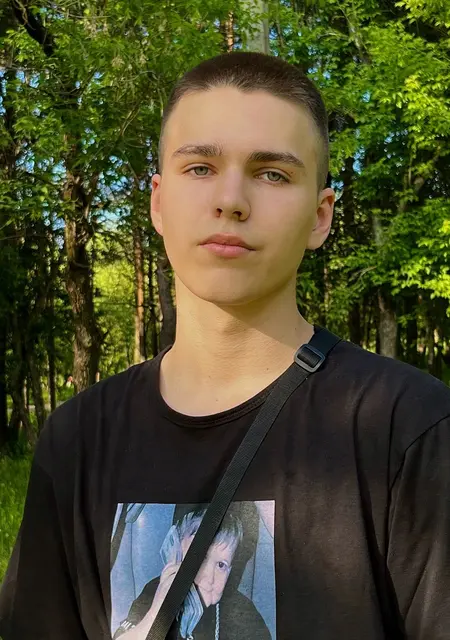 Глеб из Москвы, мне 21, познакомлюсь для открытые отношения