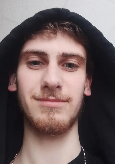 Виктор из Салехарда, ищу на сайте знакомства на одну ночь