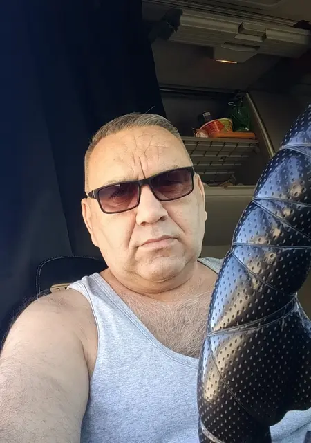 Валерий из Самары, ищу на сайте постоянные отношения