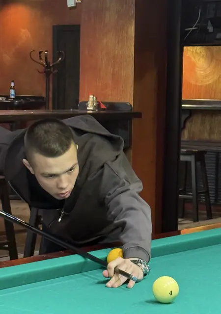 Я Алексей, 20, из Владимира, ищу знакомство для постоянных отношений