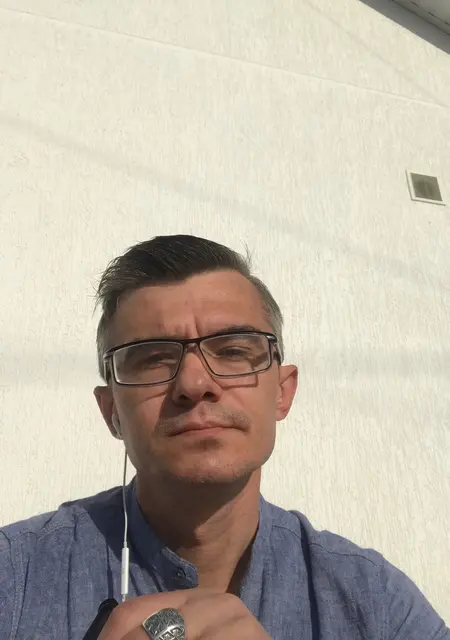 Эмиль из Евпатории, мне 42, познакомлюсь для постоянных отношений