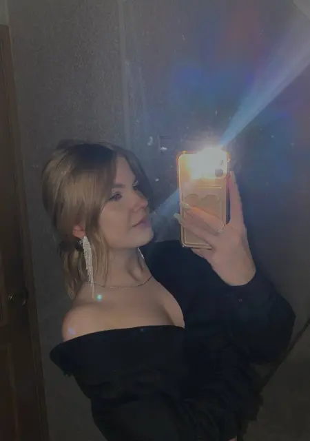 Виктория из Екатеринбурга, мне 19, познакомлюсь на одну ночь