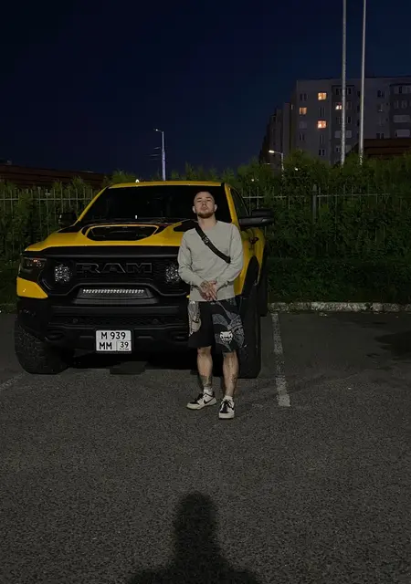 Я Илья, 21, из Калининграда, ищу знакомство для постоянных отношений