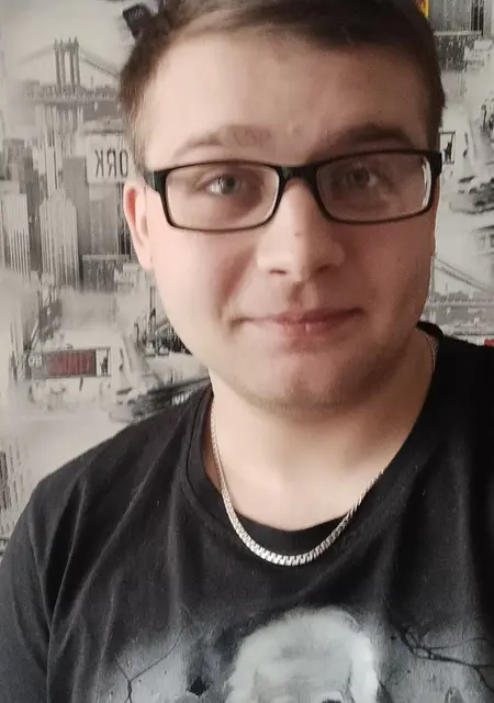 Александр из Скопина, мне 24, познакомлюсь на одну ночь