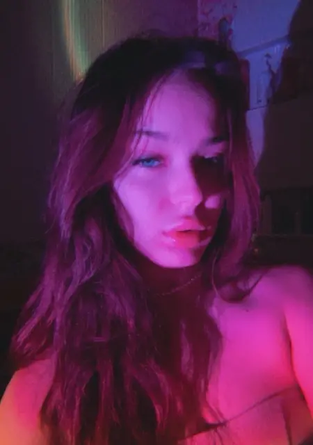 Я Настя, 34, знакомлюсь без обязательств в Перми