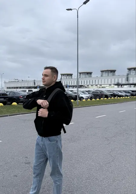 Maksim из Новосибирска, ищу на сайте вирта