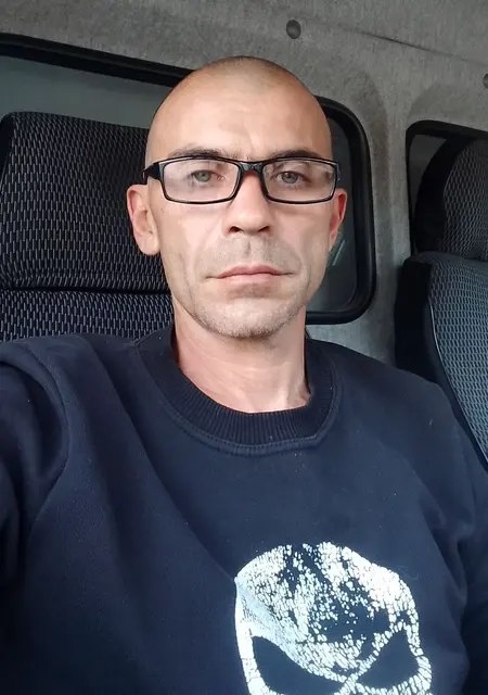 Руслан из Елабуги, ищу на сайте знакомства на одну ночь