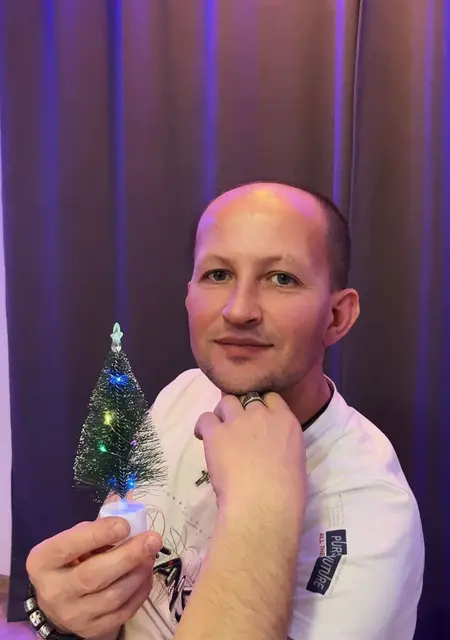 Артем из Луховиц, ищу на сайте знакомства на одну ночь