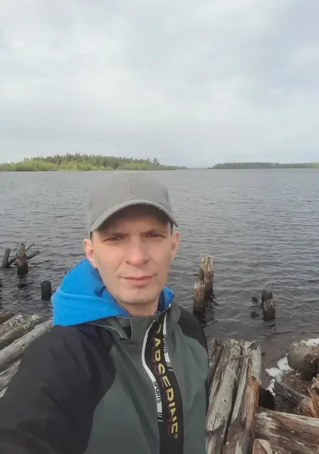 Юрий из Сокола, мне 40, познакомлюсь на одну ночь