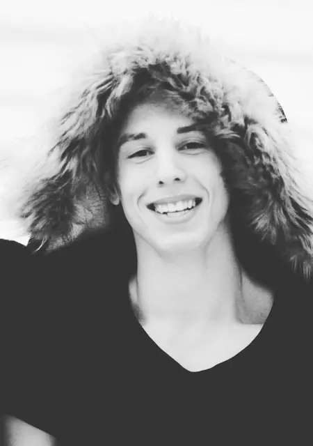 Антон из Раменского, мне 27, познакомлюсь для приятного времяпровождения