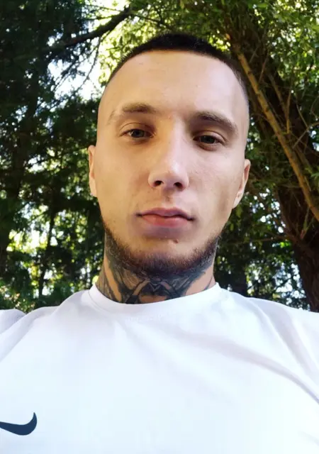 Я Vadimambo, 21, знакомлюсь на одну ночь в Томске