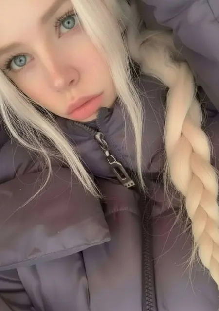 Арина из Москвы, мне 19, познакомлюсь на одну ночь