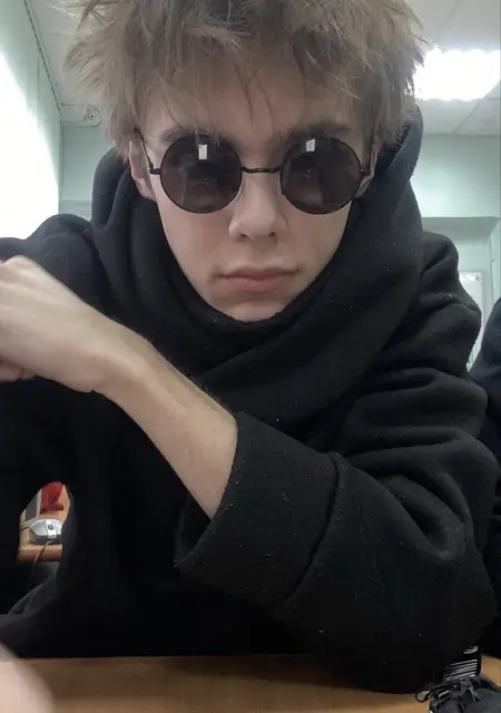 Сергей из Нижнего Новгорода, мне 20, познакомлюсь для общения