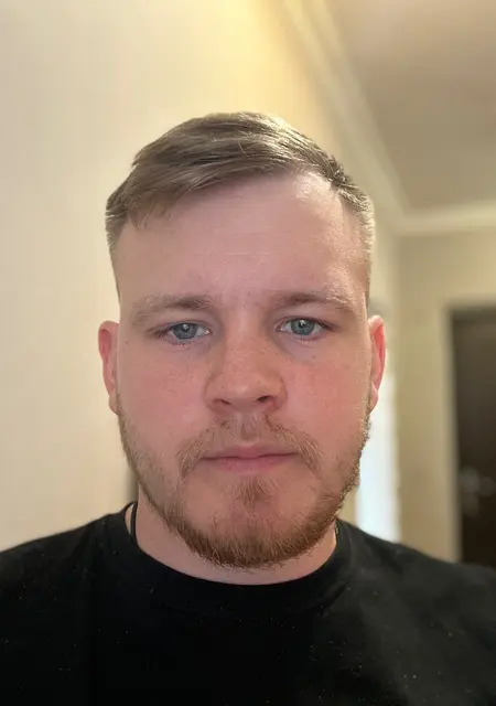 Я Anton, 28, из Пятигорска, ищу знакомство для общения