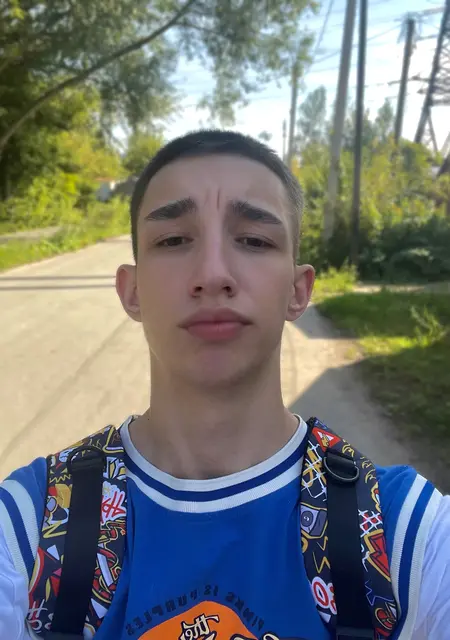 Я Януш, 19, знакомлюсь для совместных путешествий в Великом Новгороде