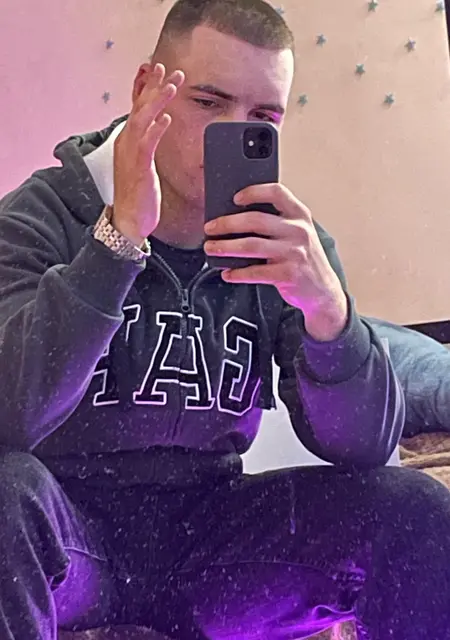 Я Сергей, 21, знакомлюсь для общения в Иркутске