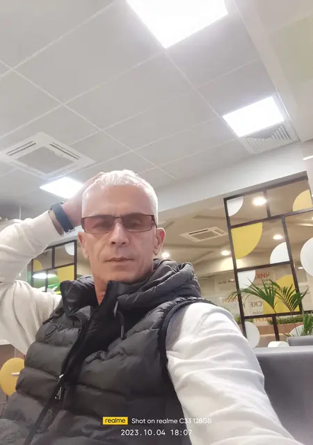 Эрик из Твери, мне 52, познакомлюсь без обязательств