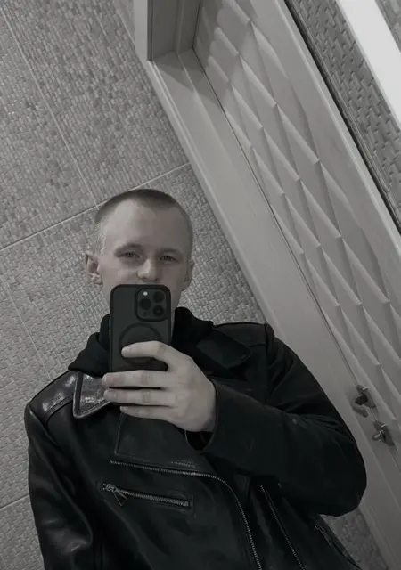 Roma из Звенигорода, мне 24, познакомлюсь на одну ночь