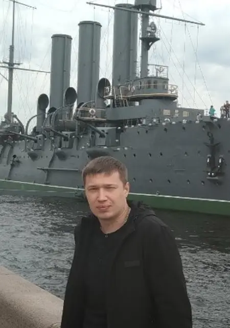 Я Сергей, 34, из Москвы, ищу знакомства без обязательств