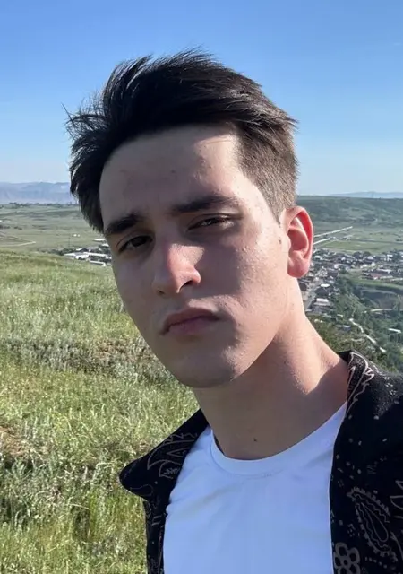 Тимур из Санкт-Петербурга, ищу на сайте знакомства без обязательств