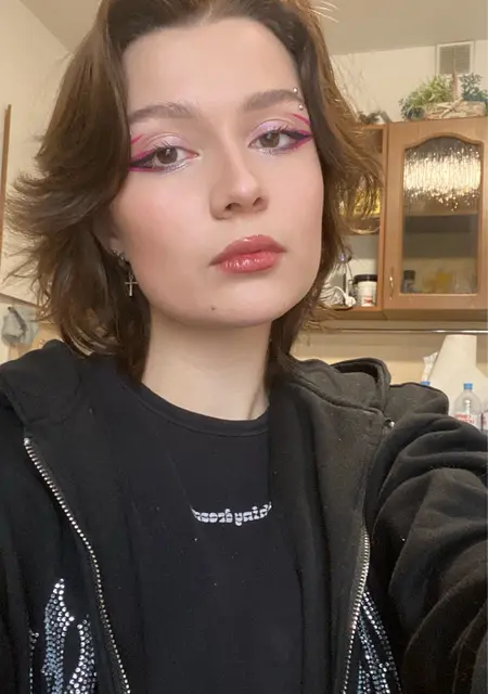 Я Екатерина, 21, знакомлюсь на одну ночь в Химках