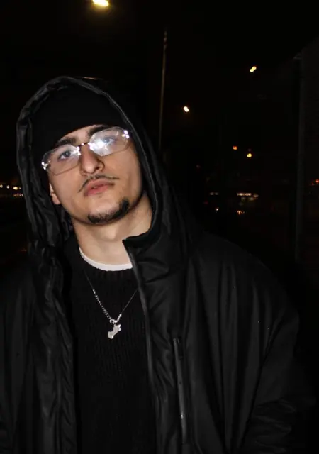 Я Эмиль, 20, знакомлюсь на одну ночь в Геленджике