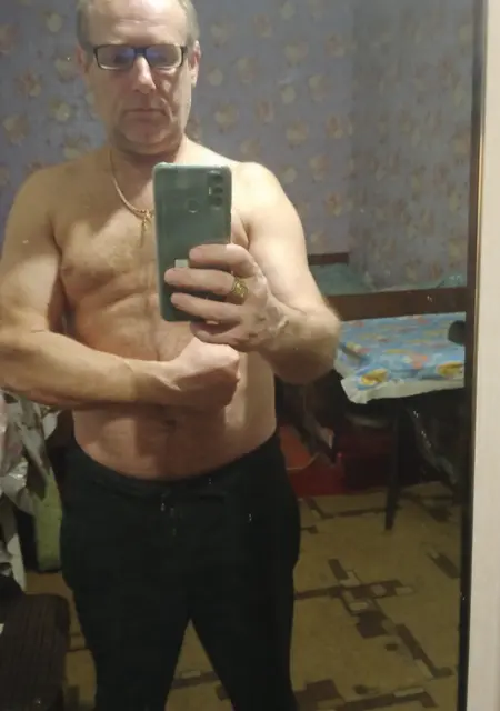 Василий из Ростова-на-Дону, мне 51, познакомлюсь без обязательств