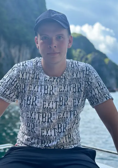 Роман из Кирова, ищу на сайте знакомства без обязательств