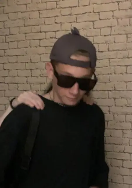 Я Михаил, 19, знакомлюсь без обязательств в Ленинске-Кузнецком