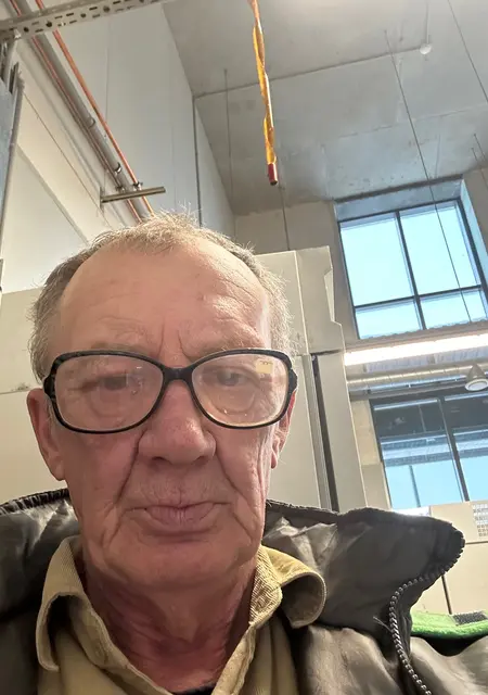 Юрий из Ижевска, мне 64, познакомлюсь без обязательств