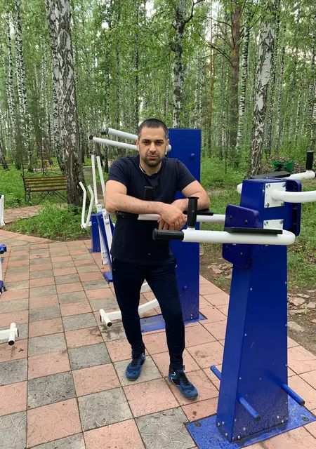 Абдул из Радужного, ищу на сайте знакомства без обязательств