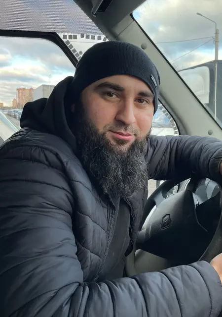 Я Эльдар, 25, знакомлюсь для открытые отношения в Раменском