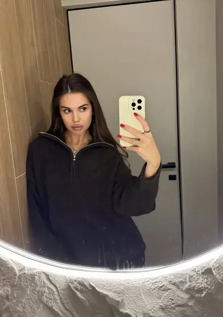 Я Veronika, 24, из Москвы, ищу знакомства без обязательств