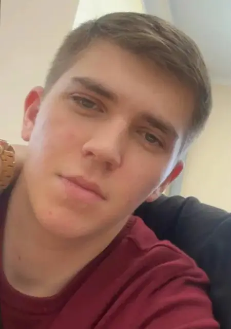 Александр из Пушкина, ищу на сайте знакомства на одну ночь