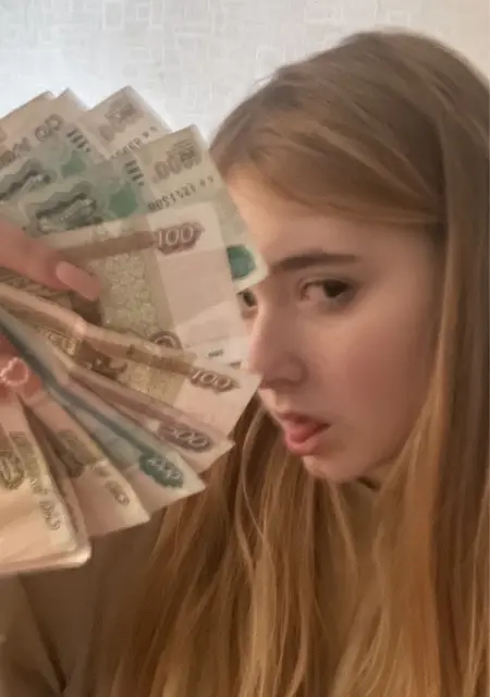 Мяу из Москвы, мне 19, познакомлюсь на одну ночь