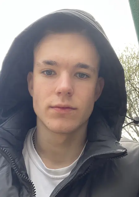 Данил из Челябинска, ищу на сайте общение