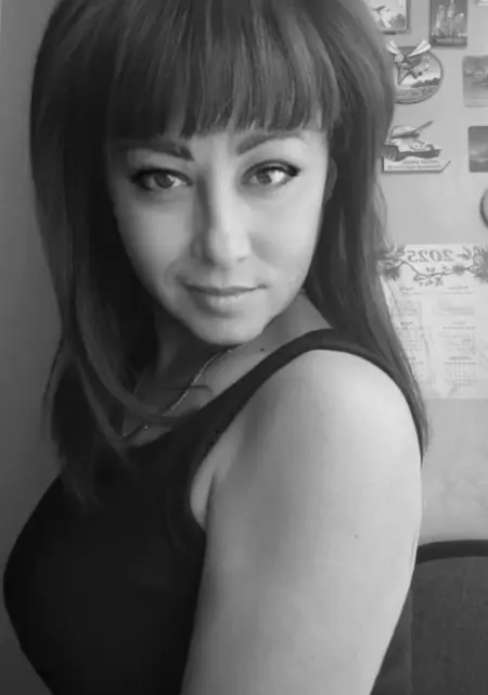 Я Irina, 32, из Коврова, ищу знакомства на одну ночь