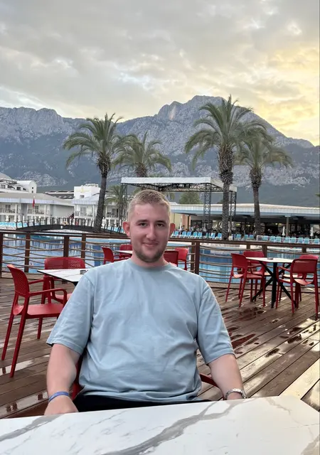 Илья из Электростали, ищу на сайте постоянные отношения