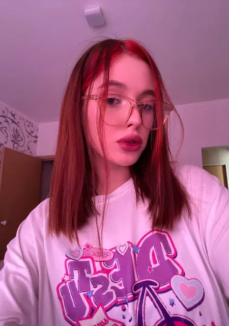 Я Lika, 21, из Омска, ищу знакомство для общения