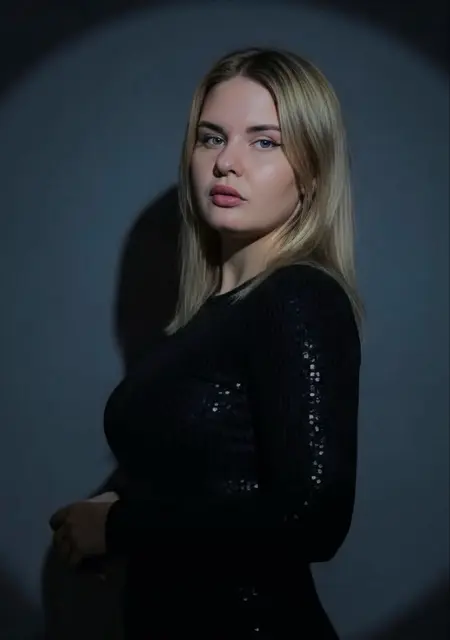 Я Eva, 21, знакомлюсь для открытые отношения в Санкт-Петербурге