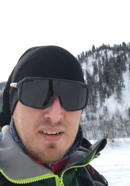 Иван из Заречного, мне 34, познакомлюсь для постоянных отношений