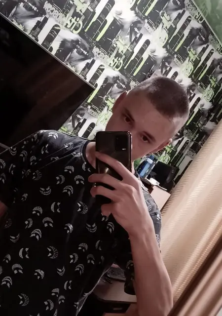 Дмитрий из Кирова, ищу на сайте знакомства на одну ночь