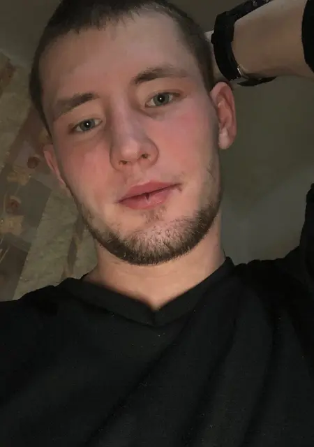 Я Egor, 23, из Богородицка, ищу знакомства без обязательств