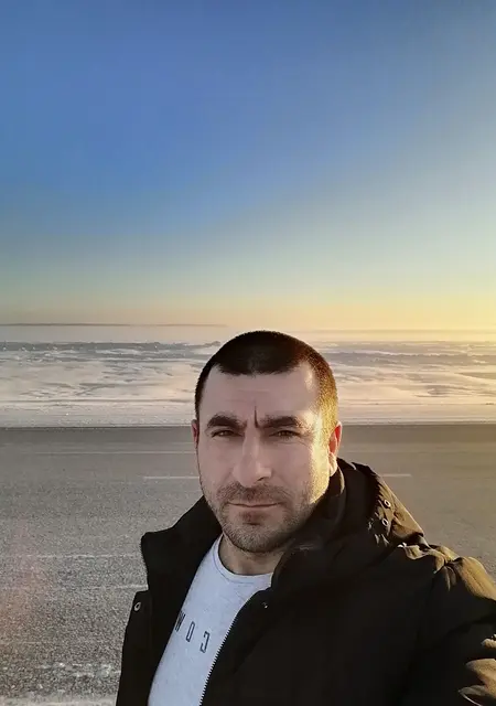 Боря из Липецка, мне 45, познакомлюсь на одну ночь