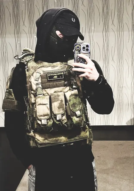 Я Ivan, 21, знакомлюсь без обязательств в Санкт-Петербурге