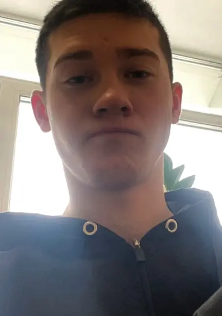 Антон из Перми, ищу на сайте знакомства на одну ночь