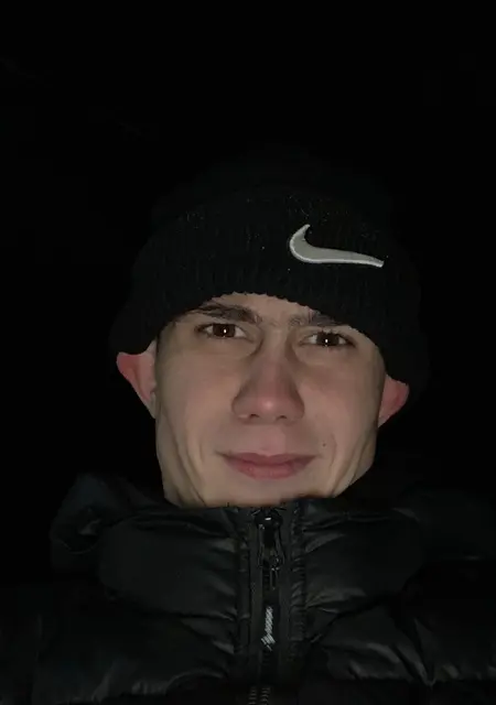 Я Ярик, 20, из Улан-Удэ, ищу знакомства без обязательств