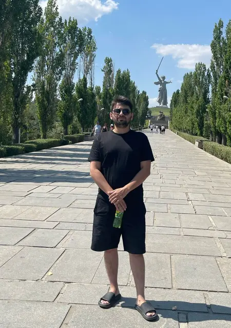 Я Adam, 29, знакомлюсь для приятного времяпровождения в Губкинском